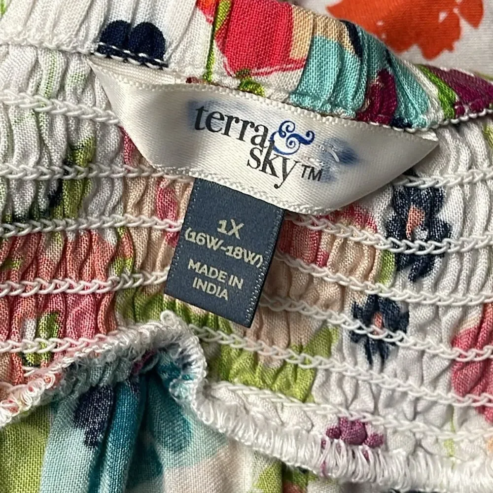 Terra & Sky White Floral lightweight soft woven knit fabric, 3/4-length sleeves